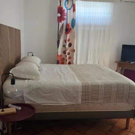 Massalargia 2 Accommodatie bij particulieren